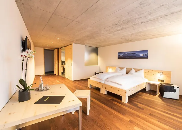 Hotel Laagers Garni Samedan