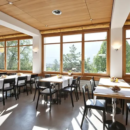 Laagers Garni Hotell Samedan